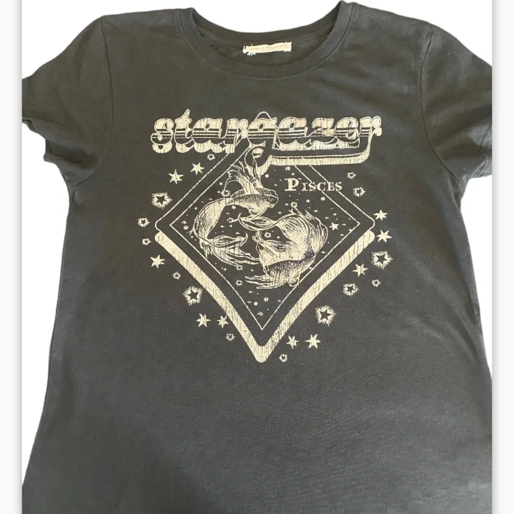 Spell Black Graphic Tee - Picture 5 of 6